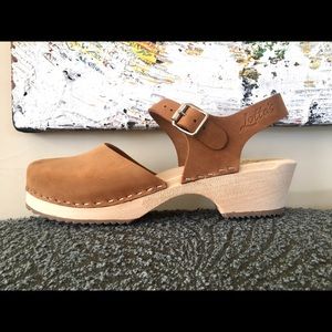Swedish Clogs Low Wood Brown Oiled Leather